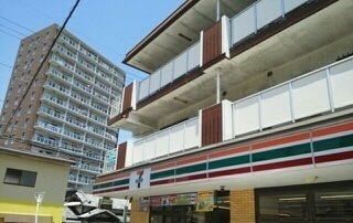 近くのコンビニまで1,900m（徒歩24分）