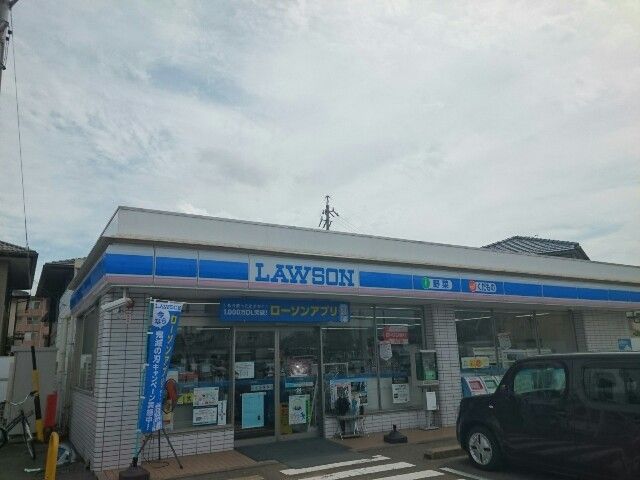 近くのローソン 春日井神領店まで400m（徒歩5分）