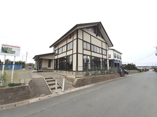 近くの追分西児童館まで58m（徒歩1分）