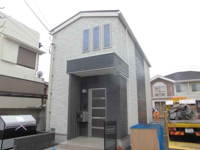 末広1丁目戸建住宅の外観画像
