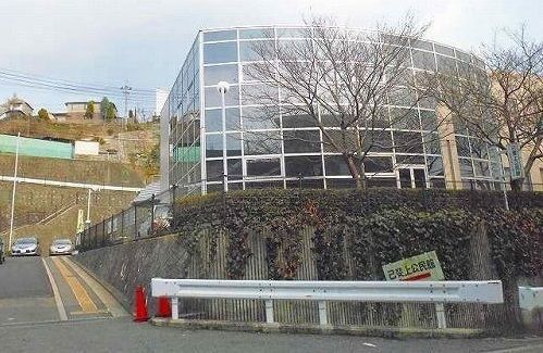 近くの己斐上公民館まで1,000m（徒歩13分）