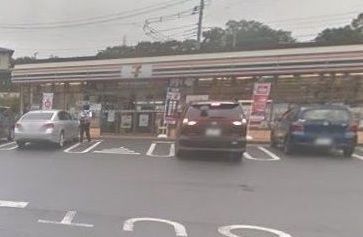 近くのセブンイレブン鎌倉常盤店まで147m（徒歩2分）
