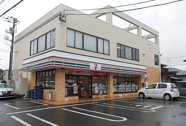 近くのセブンイレブン南鴨宮店まで450m(徒歩6分)