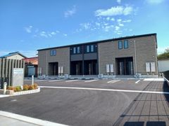 リバーサイドベースの外観画像