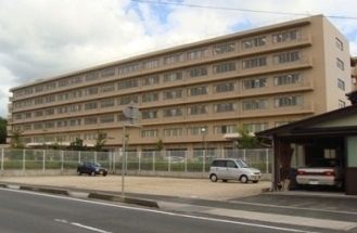 近くの出雲徳洲会病院まで3,400m（徒歩43分）