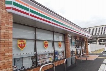 近くのセブンイレブン姫路安田４丁目店まで350m（徒歩5分）