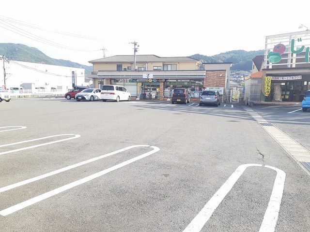 近くのセブンイレブン諫早長野店まで481m(徒歩7分)