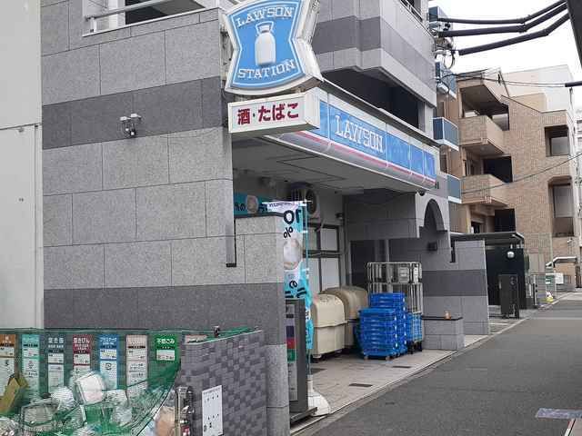 近くのローソンまで450m(徒歩6分)