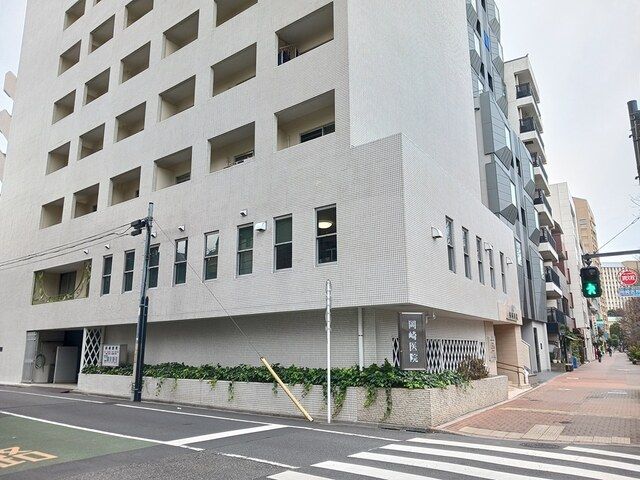 近くの岡崎医院まで322m(徒歩5分)