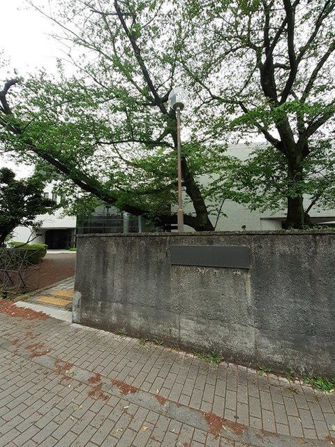 近くの病院まで270m(徒歩4分)