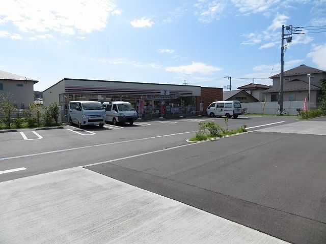 近くのセブンイレブンまで850m(徒歩11分)