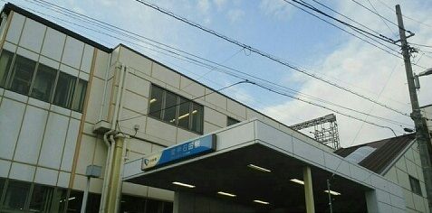 近くの愛甲石田駅まで1,700m（徒歩22分）