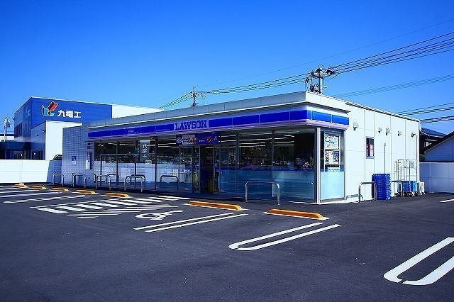 近くのローソン　佐伯女島店まで700m（徒歩9分）