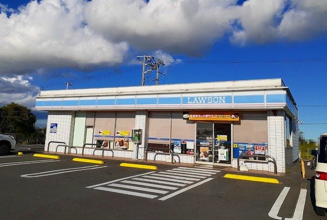 近くのコンビニまで350m（徒歩5分）