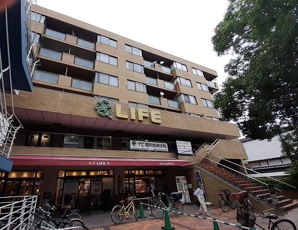 近くのライフ 西陣店まで300m(徒歩4分)