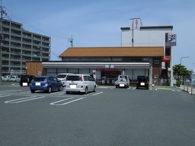 近くのセブンイレブン八日市上之町店様まで420m(徒歩6分)