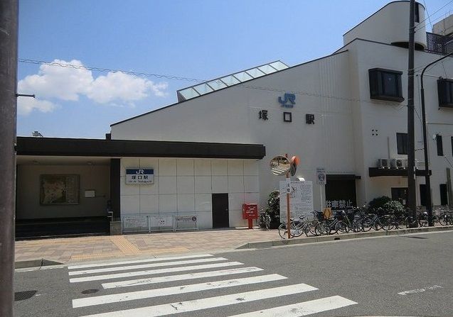 近くのＪＲ塚口駅まで1,500m（徒歩19分）