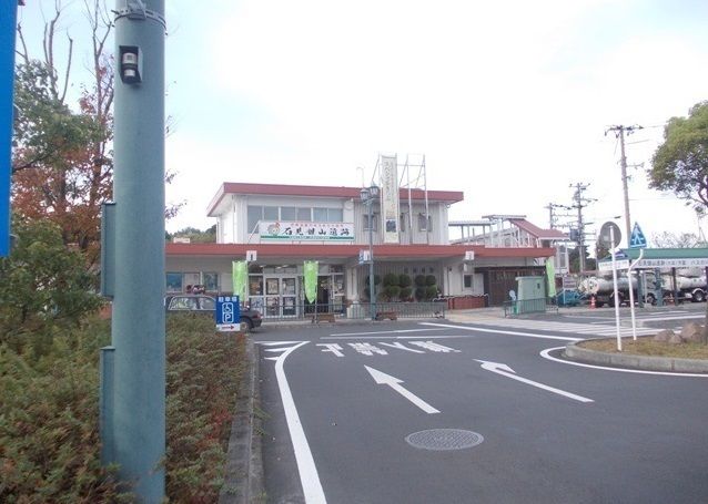 近くの大田市駅まで1,400m（徒歩18分）