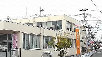 近くの白岡郵便局まで550m（徒歩7分）