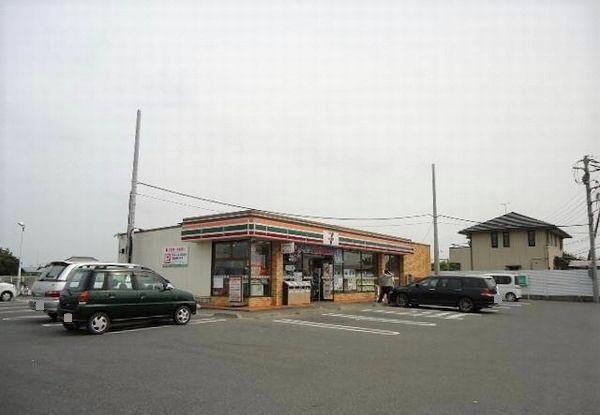 近くのセブンイレブン東金福俵店まで900m（徒歩12分）