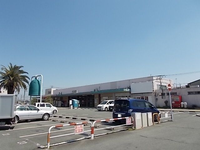 近くのＪＲ玉名駅まで1,800m（徒歩23分）