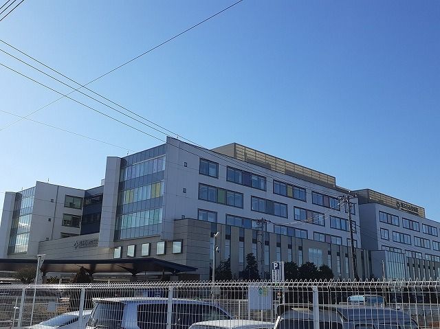 近くの埼玉石心会病院まで440m(徒歩6分)