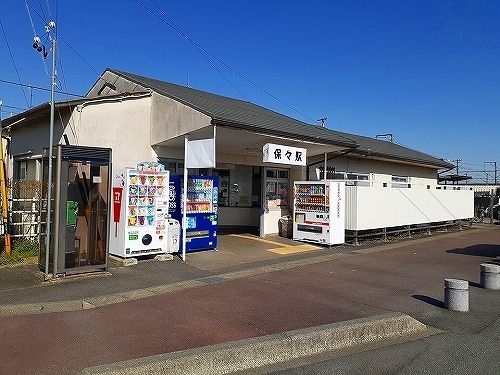 近くの駅まで1,400m（徒歩18分）