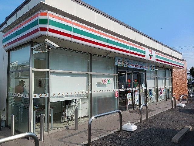 近くのセブンイレブン 印西鹿黒南店まで450m(徒歩6分)