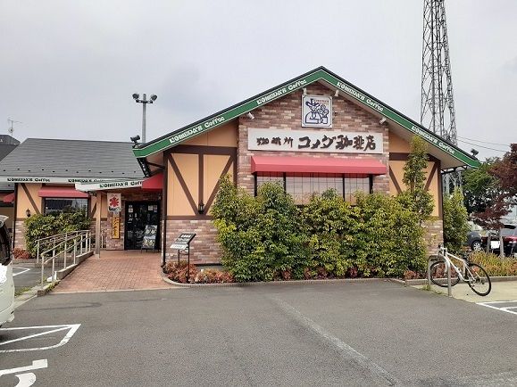 近くの飲食店まで400m（徒歩5分）