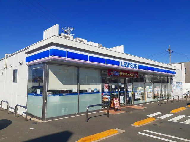近くのローソンまで80m（徒歩1分）