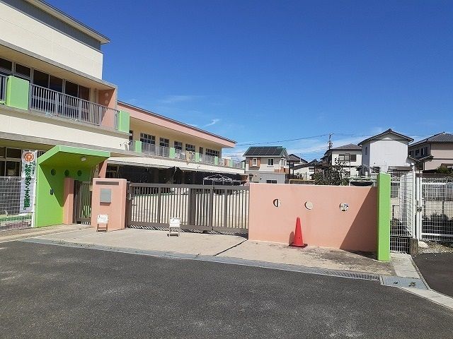 近くの六貫山保育園まで310m（徒歩4分）