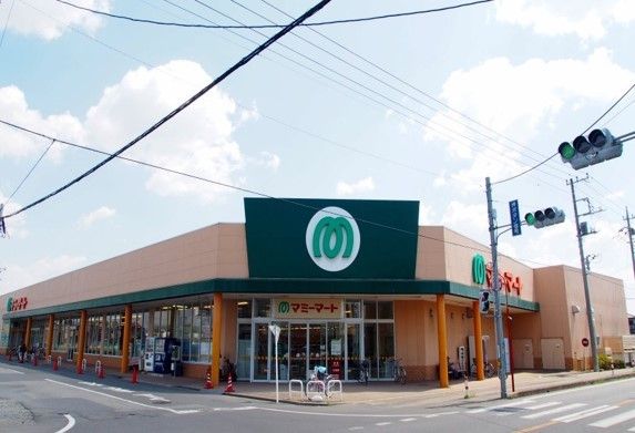近くのマミーマート行田谷郷店まで550m(徒歩7分)