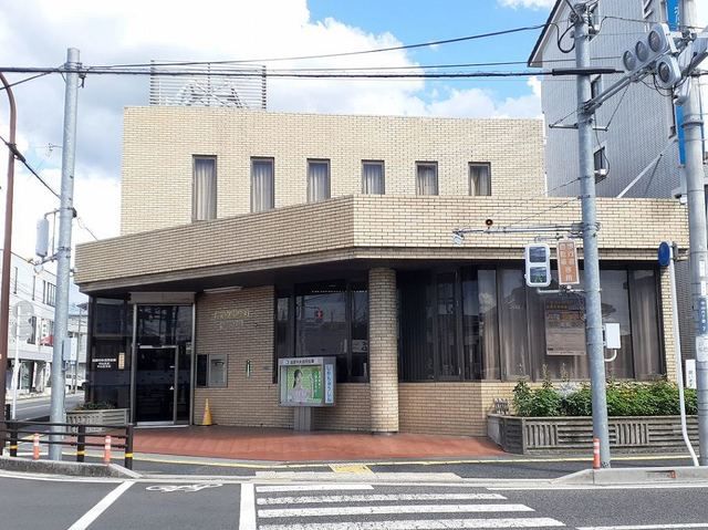 近くの銀行まで500m（徒歩7分）
