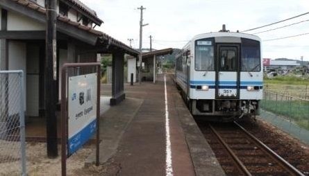近くのＪＲ敬川駅まで970m（徒歩13分）