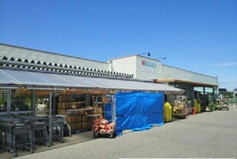 近くのしみず屋 えびす浜店まで600m(徒歩8分)