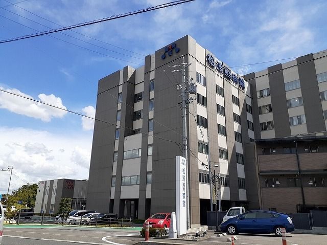 近くの松波総合病院まで600m（徒歩8分）