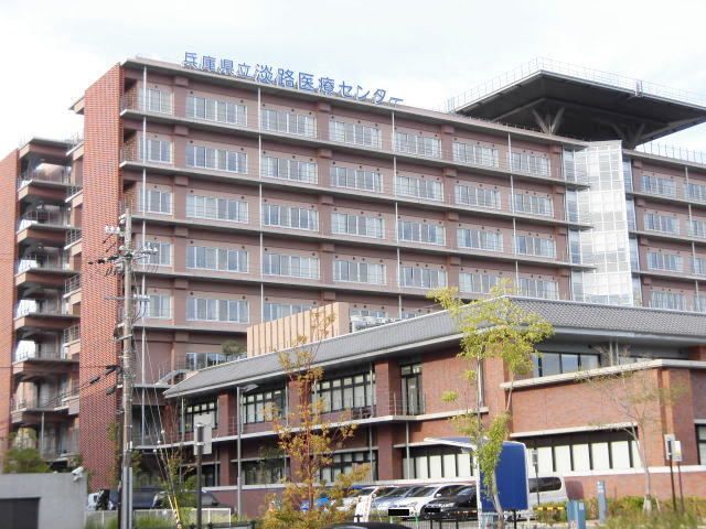 近くの淡路医療センターまで3,600m（徒歩45分）