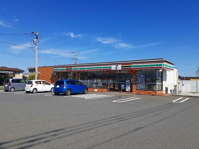 近くのセブンイレブン　館林近藤町店まで130m（徒歩2分）