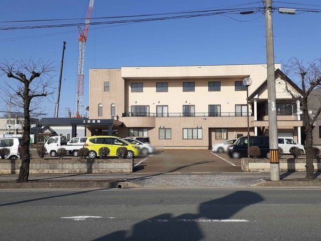 近くの土田医院まで1,000m(徒歩13分)