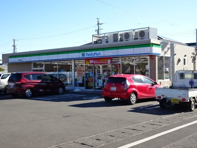 近くのファミリーマート　瀬古東店まで250m（徒歩4分）