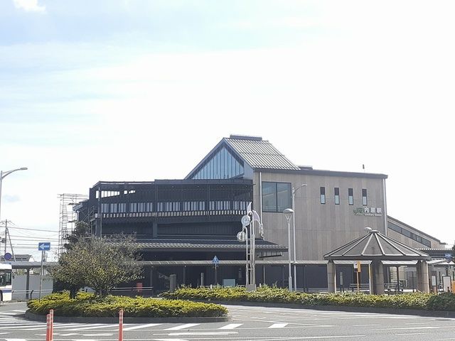 近くのJR 内原駅まで170m（徒歩3分）