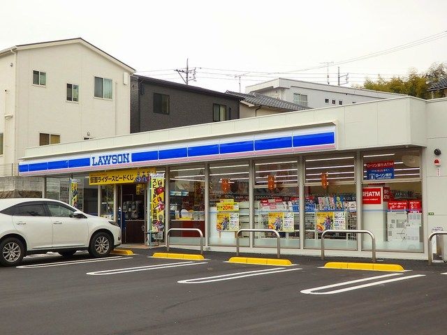 近くのローソン 広島戸坂出江二丁目店まで1,100m（徒歩14分）