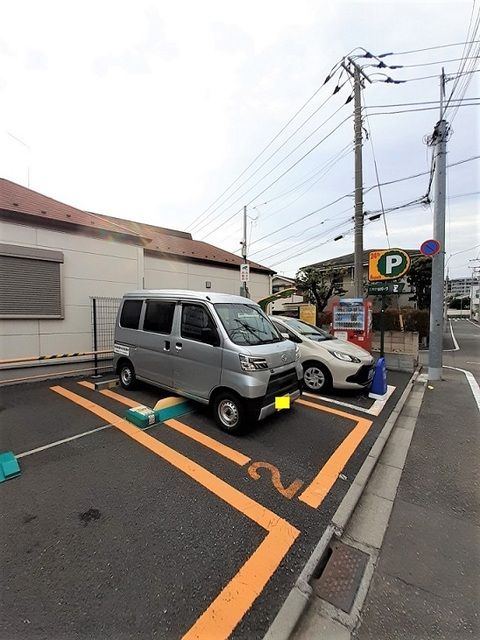 近くのコインパーキングまで20m(徒歩1分)