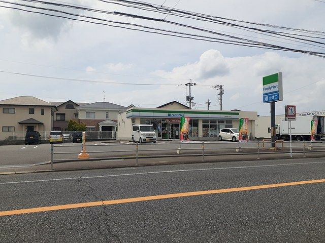 近くのファミリーマート大村宮小路店まで845m(徒歩11分)