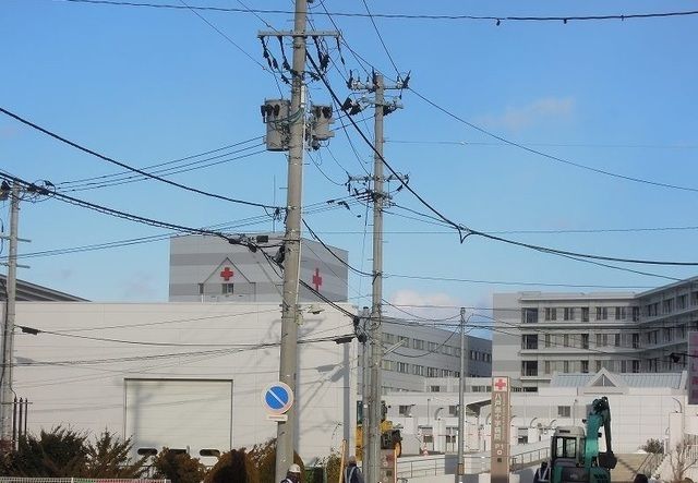 近くの八戸赤十字病院まで900m（徒歩12分）