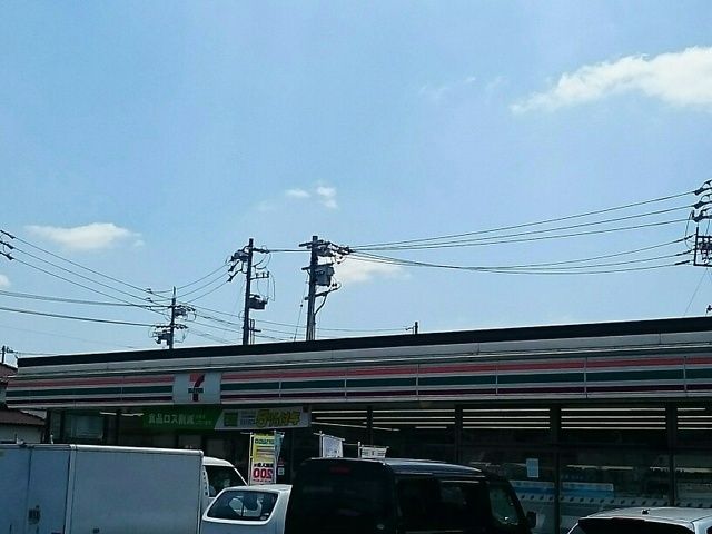 近くのセブンイレブンまで550m(徒歩7分)