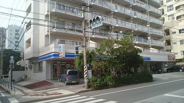 近くのローソン那覇ハーバービュー通店まで160m(徒歩2分)