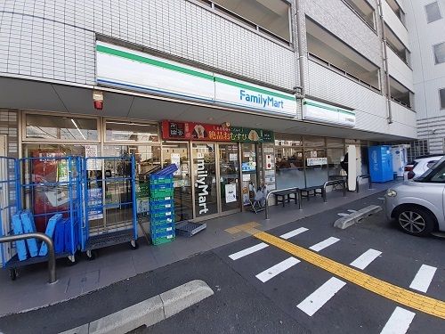近くのファミリーマート　田中御蔭通店まで270m（徒歩4分）
