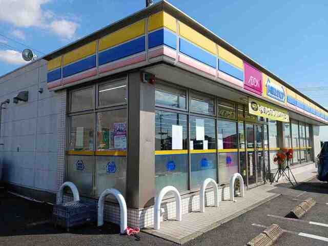 近くのミニストップ 吉野ヶ里鳥の隈店まで800m(徒歩10分)