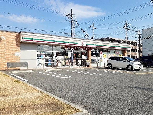 近くのセブンイレブン明石魚住住吉店まで170m（徒歩3分）